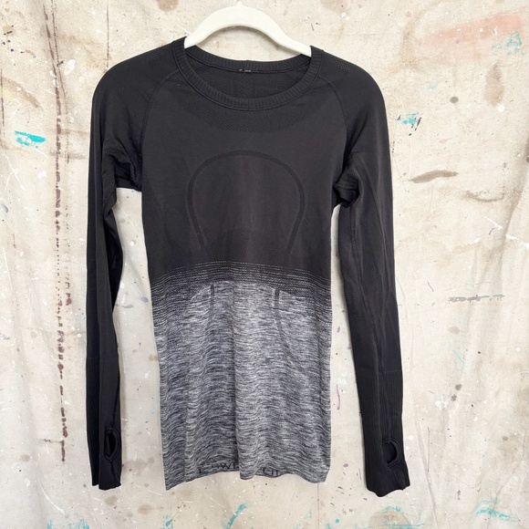 Lululemon Swiftly Tech Long Sleeve Crew, Black Gray Ombre - Picture 2 of 4